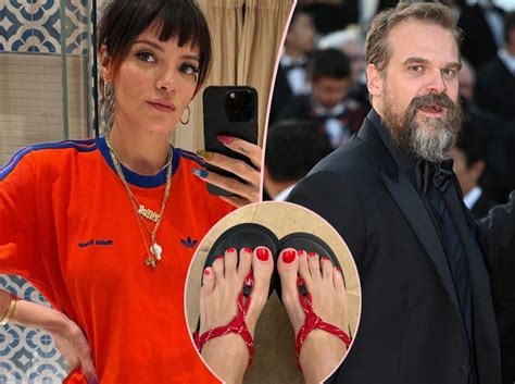 Lily Allen on husband David Harbours reaction to OnlyFans feet。